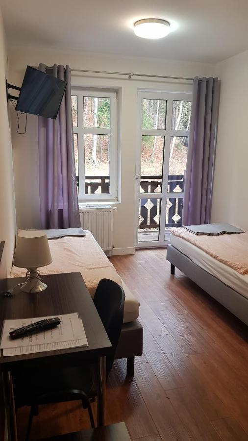 Sloneczna Hotel Miedzygorze Buitenkant foto