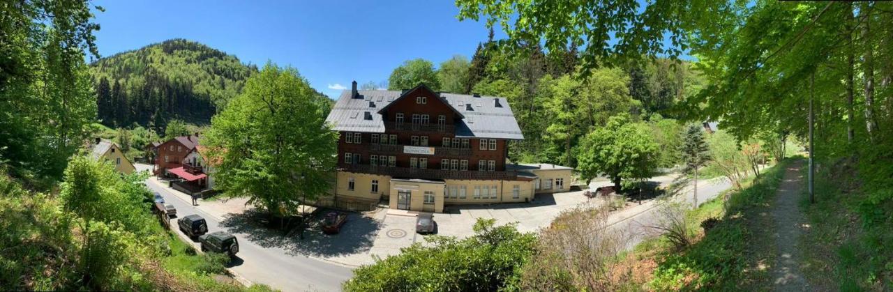 Sloneczna Hotel Miedzygorze Buitenkant foto